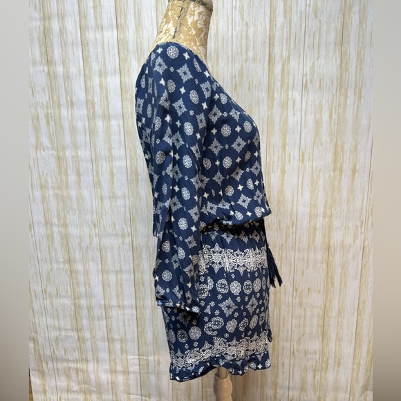 Rue 21 Three quarter Length Sleeve Boho - Blue & White Size Medium - Picture 9 of 16